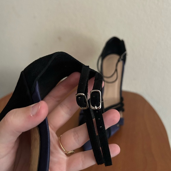 J.CREW Collection Roxie Suede Satin Ankle Strap Pumps Womens Size 8 Made in Itay - Picture 9 of 13